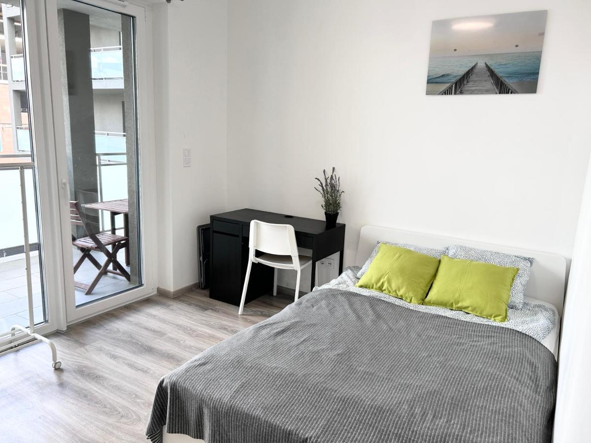 New 2022 Family&Friends Downtown Ac 3Br 2Ba Free Parking Big Balcony Near Metro&Train Station Self Check-In Apt บูดาเปสต์ ภายนอก รูปภาพ