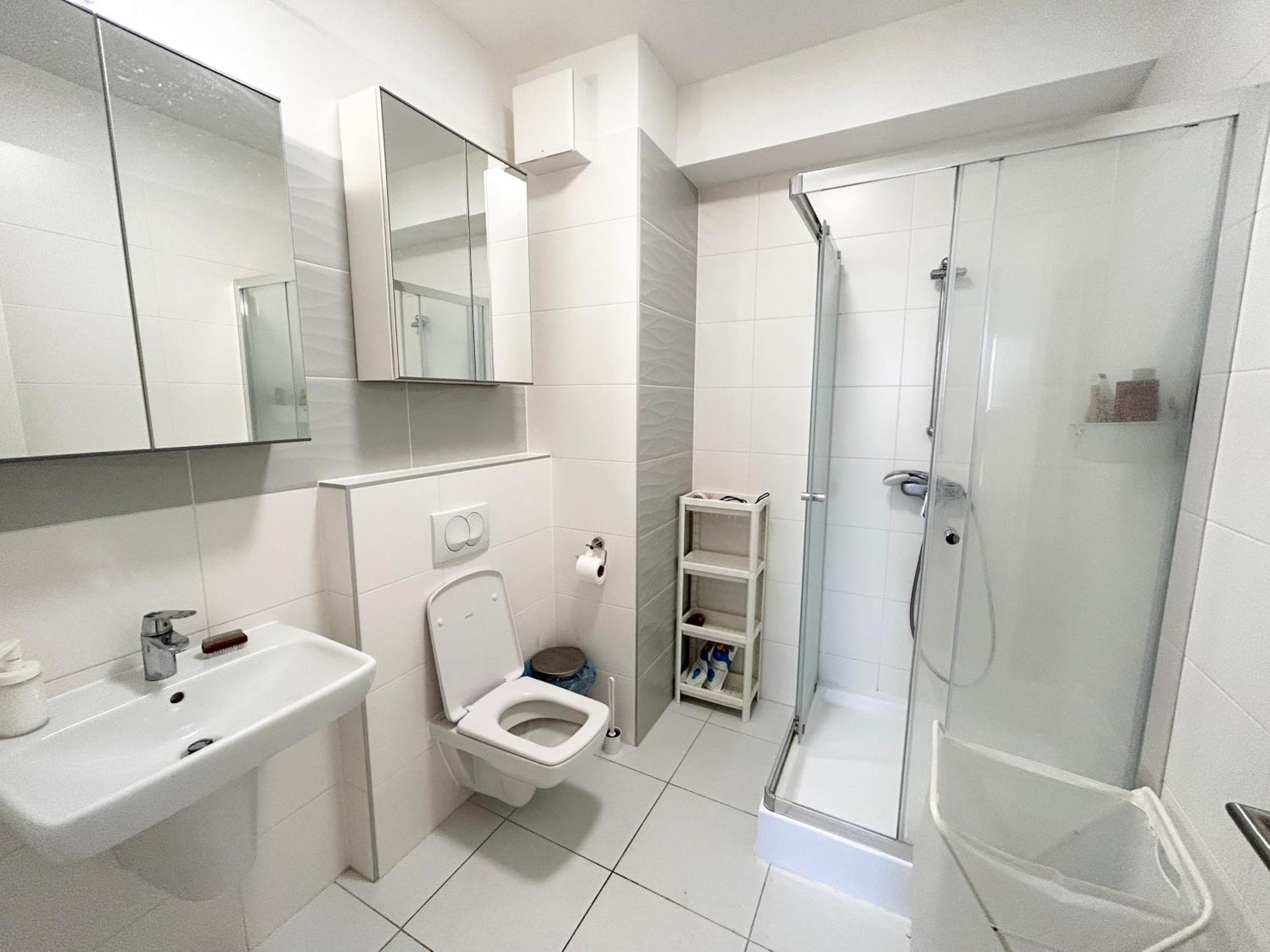 New 2022 Family&Friends Downtown Ac 3Br 2Ba Free Parking Big Balcony Near Metro&Train Station Self Check-In Apt บูดาเปสต์ ภายนอก รูปภาพ